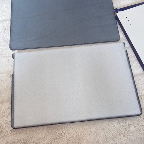 Blue transparent Hardshell Case for MacBook - Picture 4 of 7